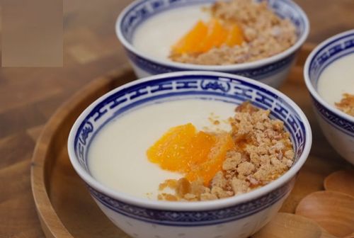 Ginger milk pudding