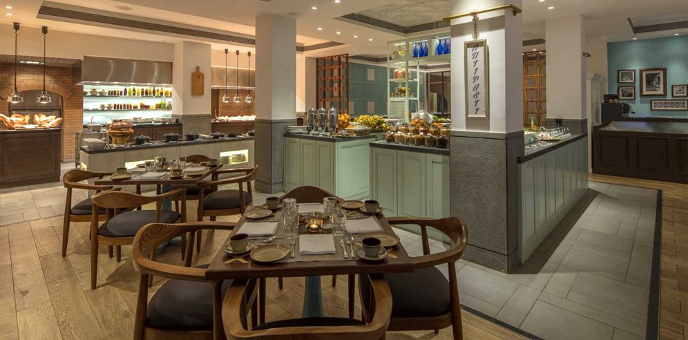 Taj Exotica dining experience