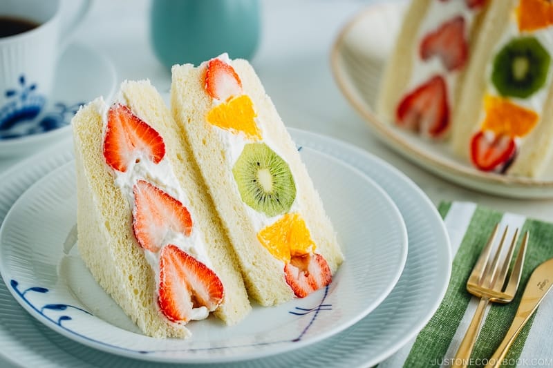 fruit sando
