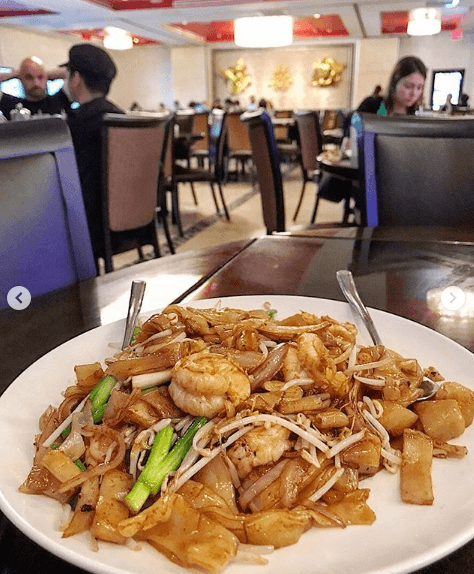 Crispy Prawn Chow Fun