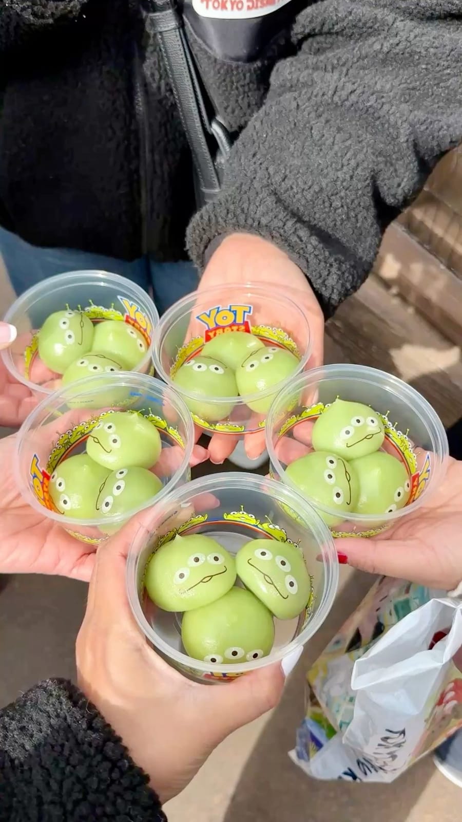 Alien mochi
