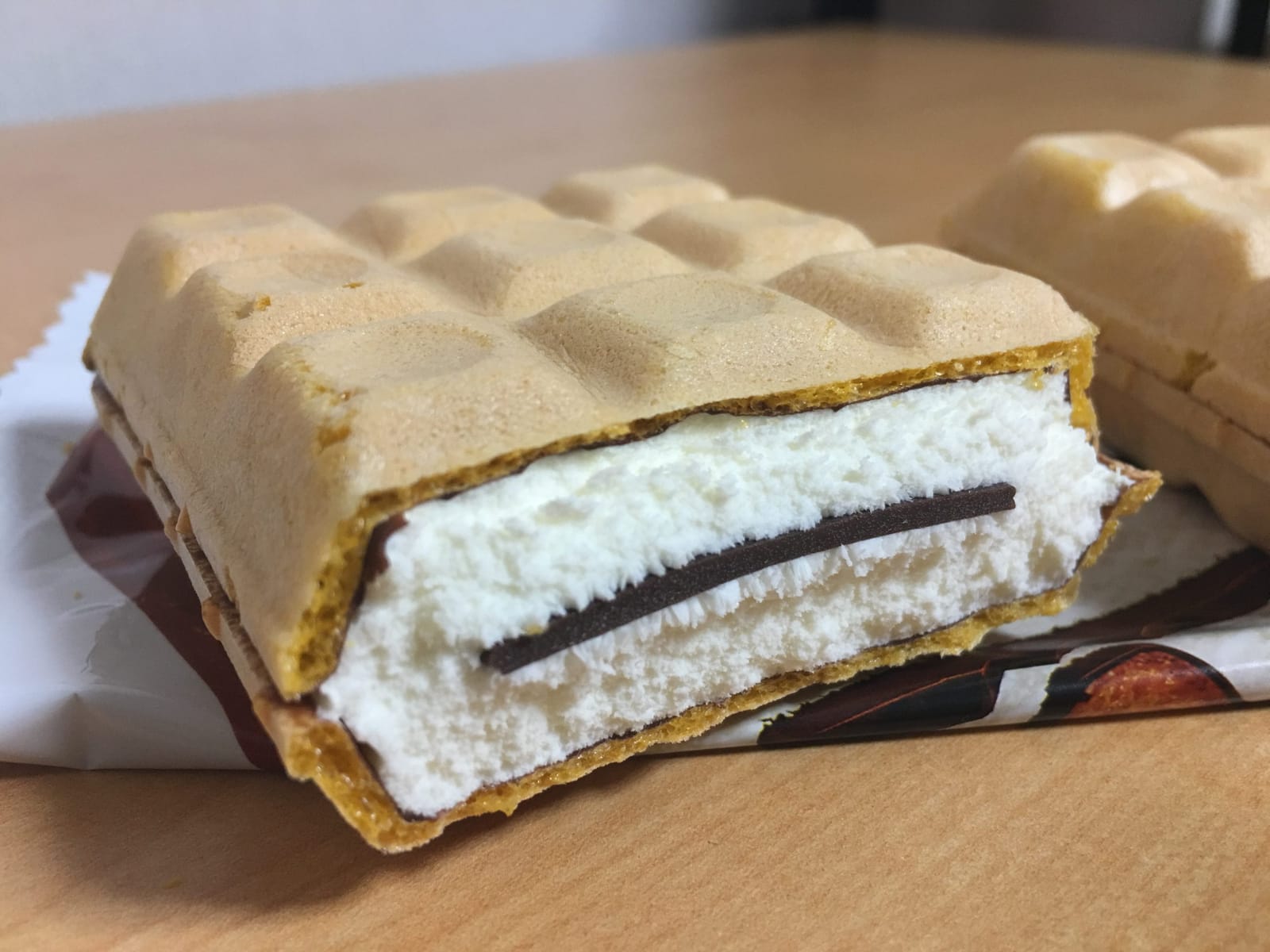 Mocha Monaka Jumbo