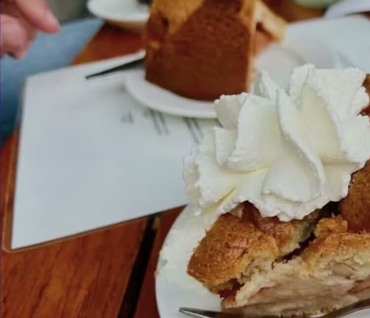 Apple pie at Winkel