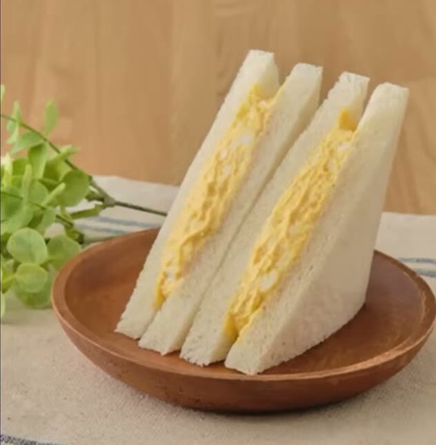 Tamago sando